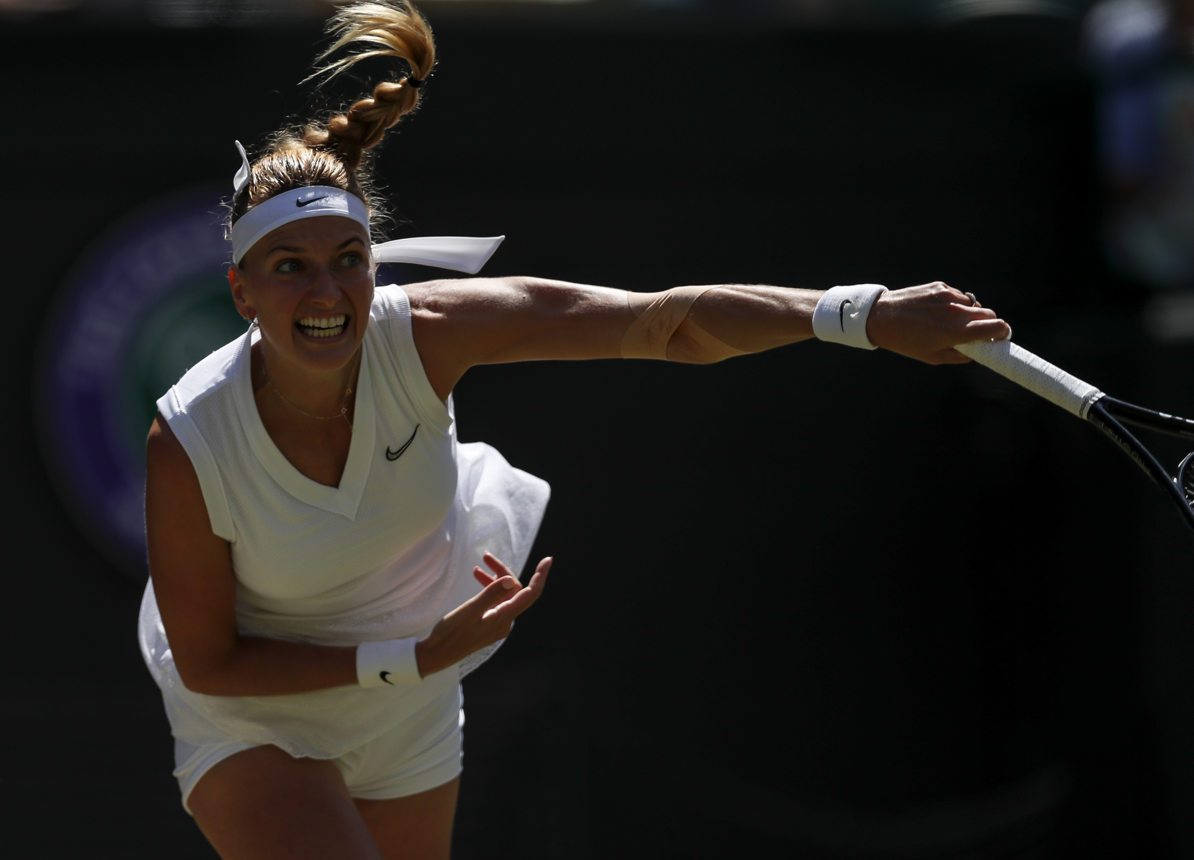 详细阅读:星空体育-包含科维托娃在法国队比赛中战术调整,逆转引发热议!的词条 星空体育-包含科维托娃在法国队比赛中战术调整,逆转引发热议!的词条