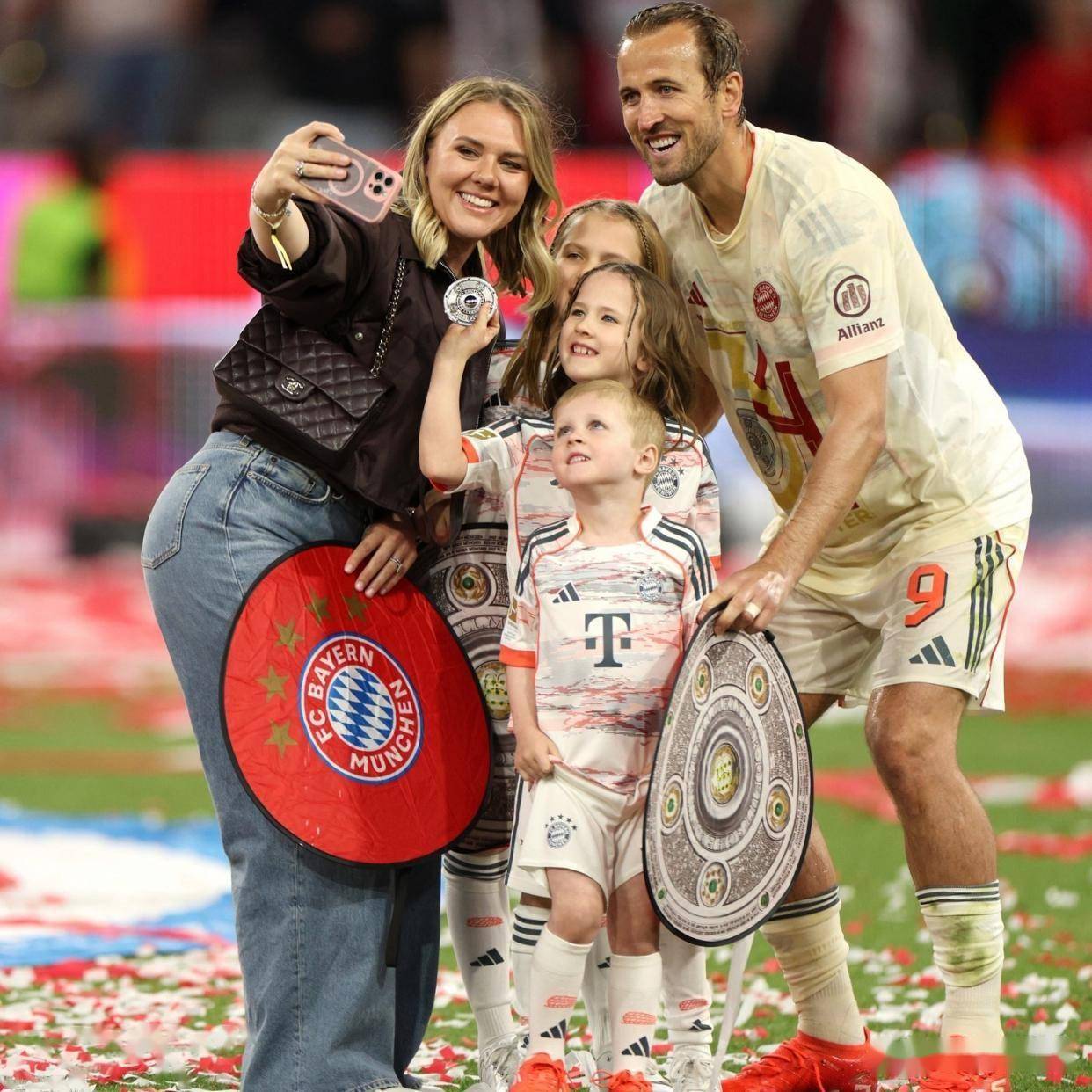 详细阅读:星空体育-凯恩回归赛场,惊险取胜首场状态亮眼,切尔西观众沸腾!的简单介绍 星空体育-凯恩回归赛场,惊险取胜首场状态亮眼,切尔西观众沸腾!的简单介绍