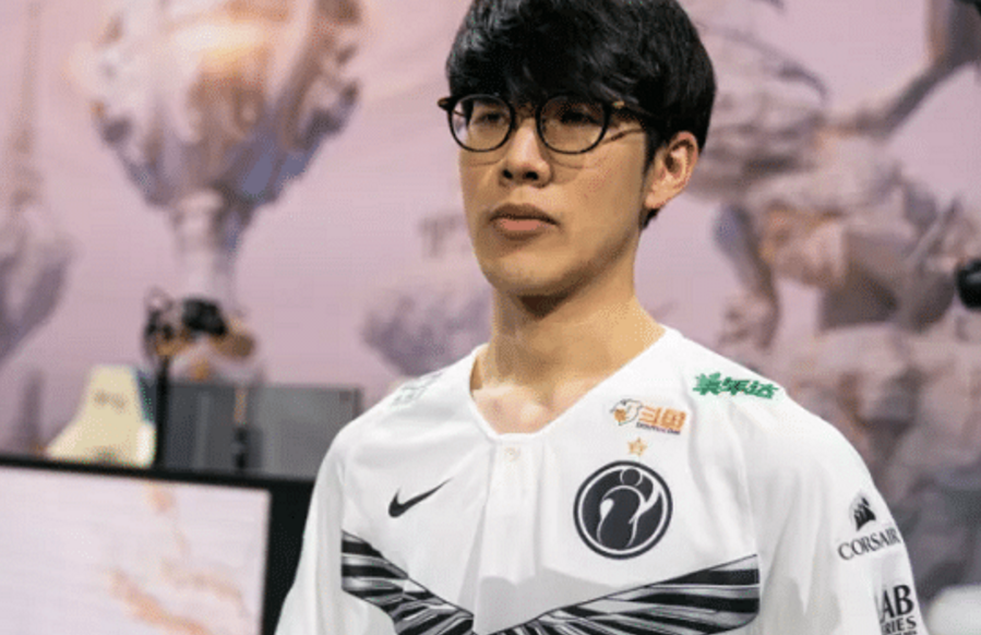 星空体育-包含TheShy回归赛场，连败首场状态亮眼，德国队观众沸腾！的词条